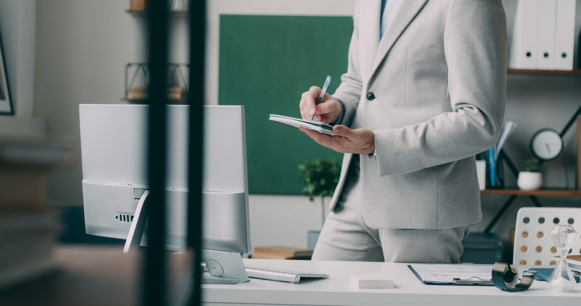 Business Ethics & Corporate Governance: A Case Study of a Foreign Financial Services Firm in Japan